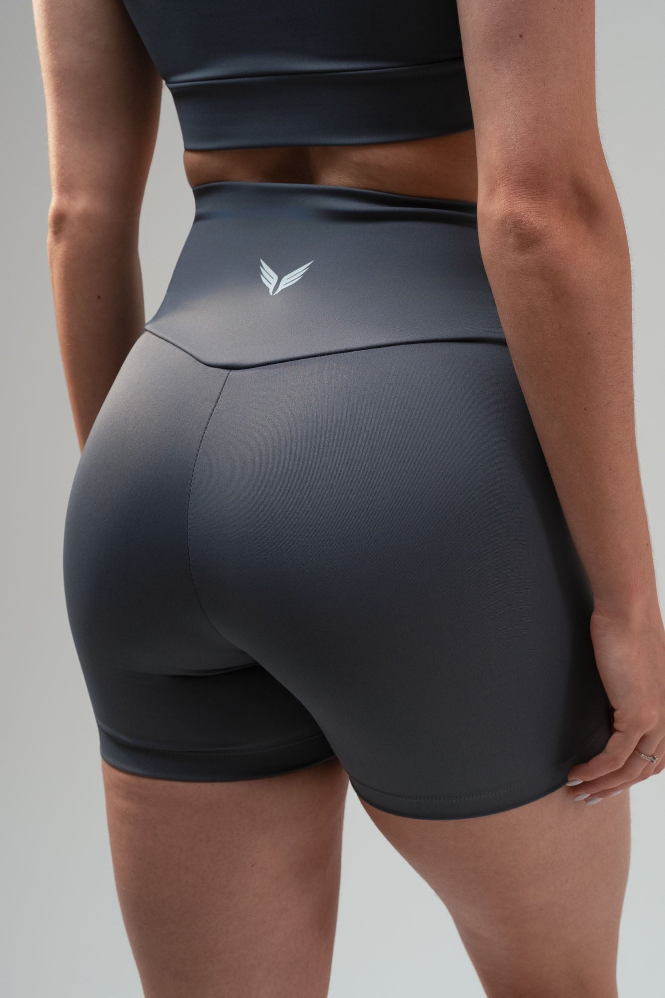 Shorts Elisa Feminino com Bolso Lateral