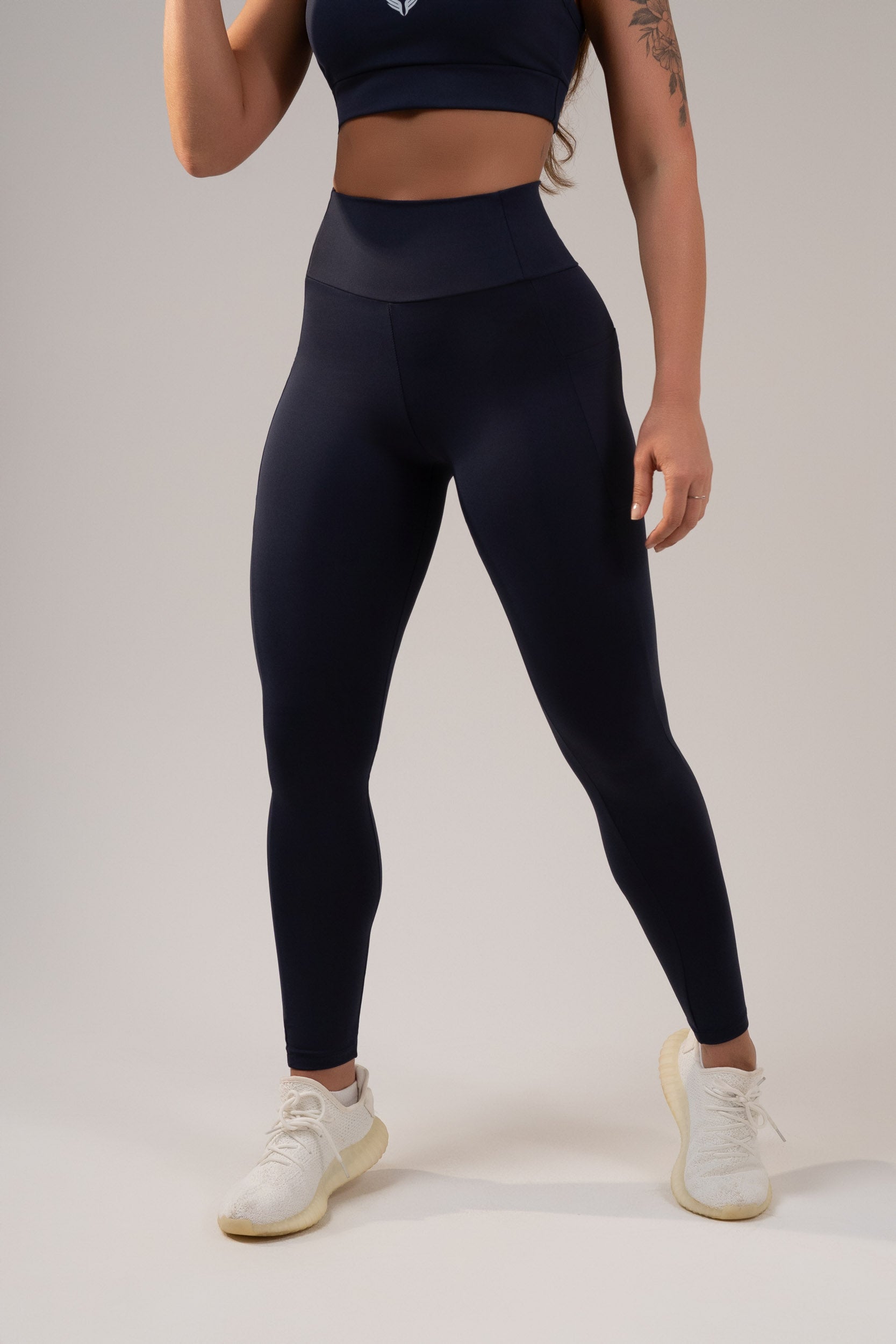Calça Legging Feminina com Bolso Lateral