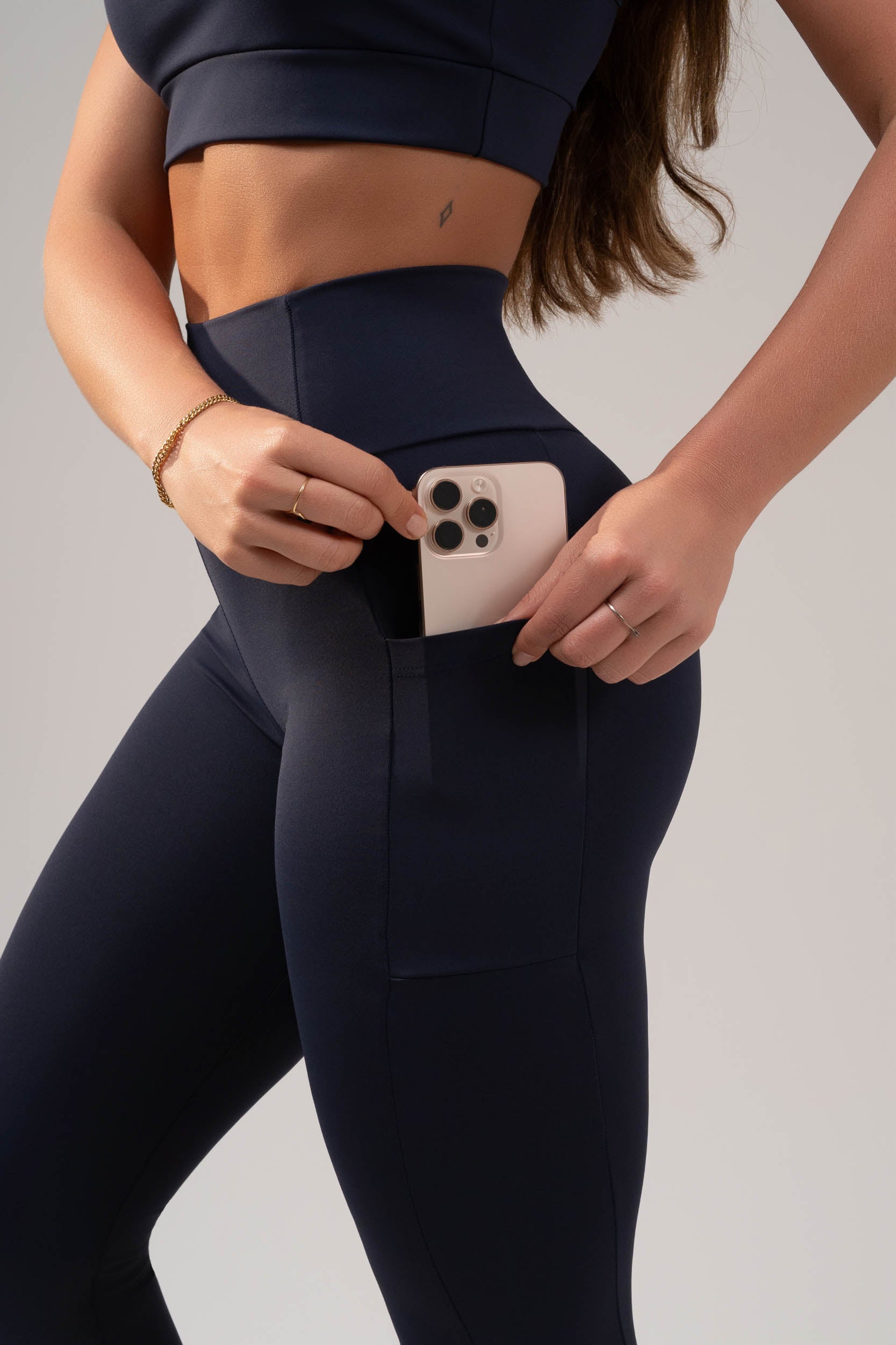 Calça Legging Feminina com Bolso Lateral
