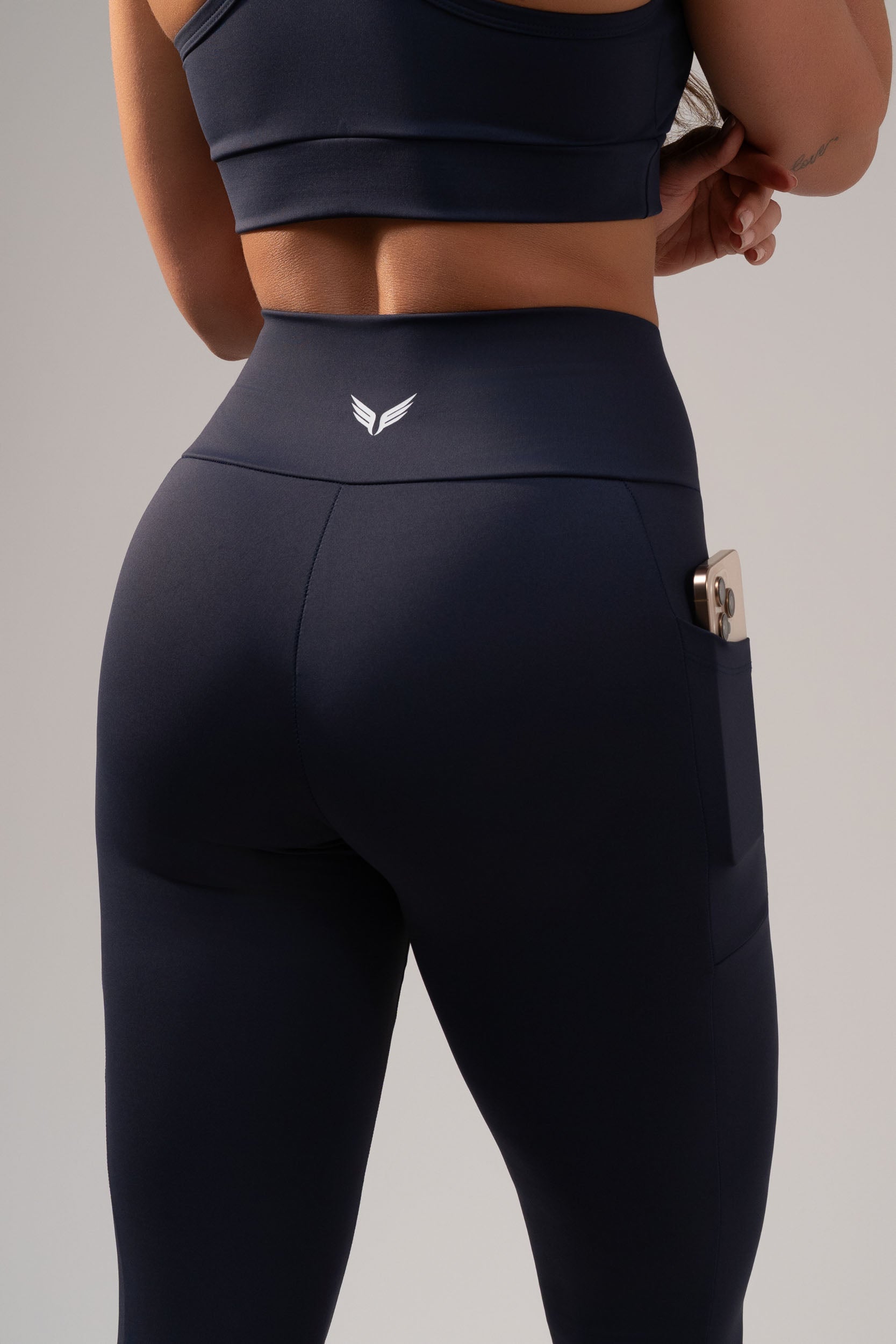 Calça Legging Feminina com Bolso Lateral