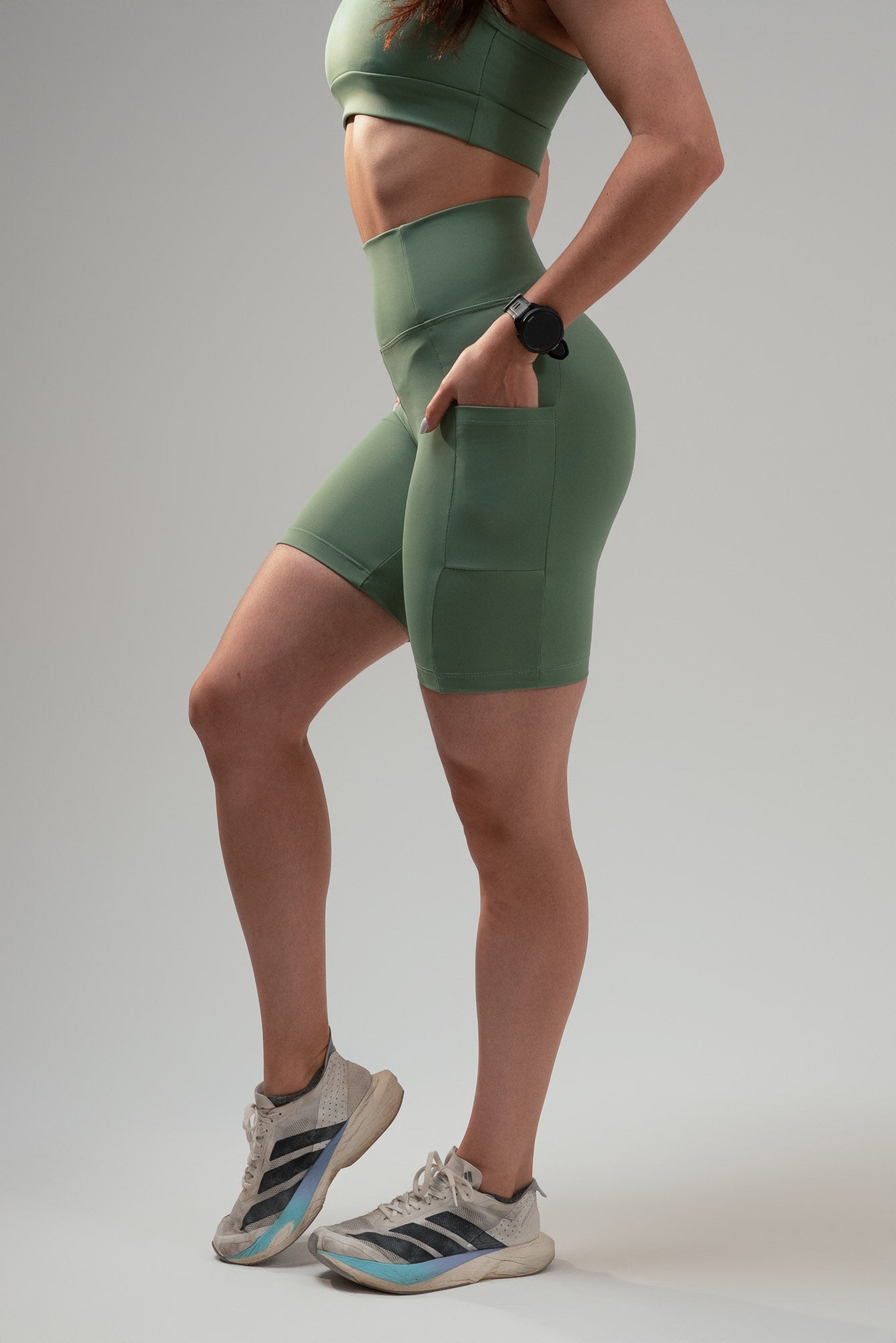 Shorts Elisa Feminino com Bolso Lateral